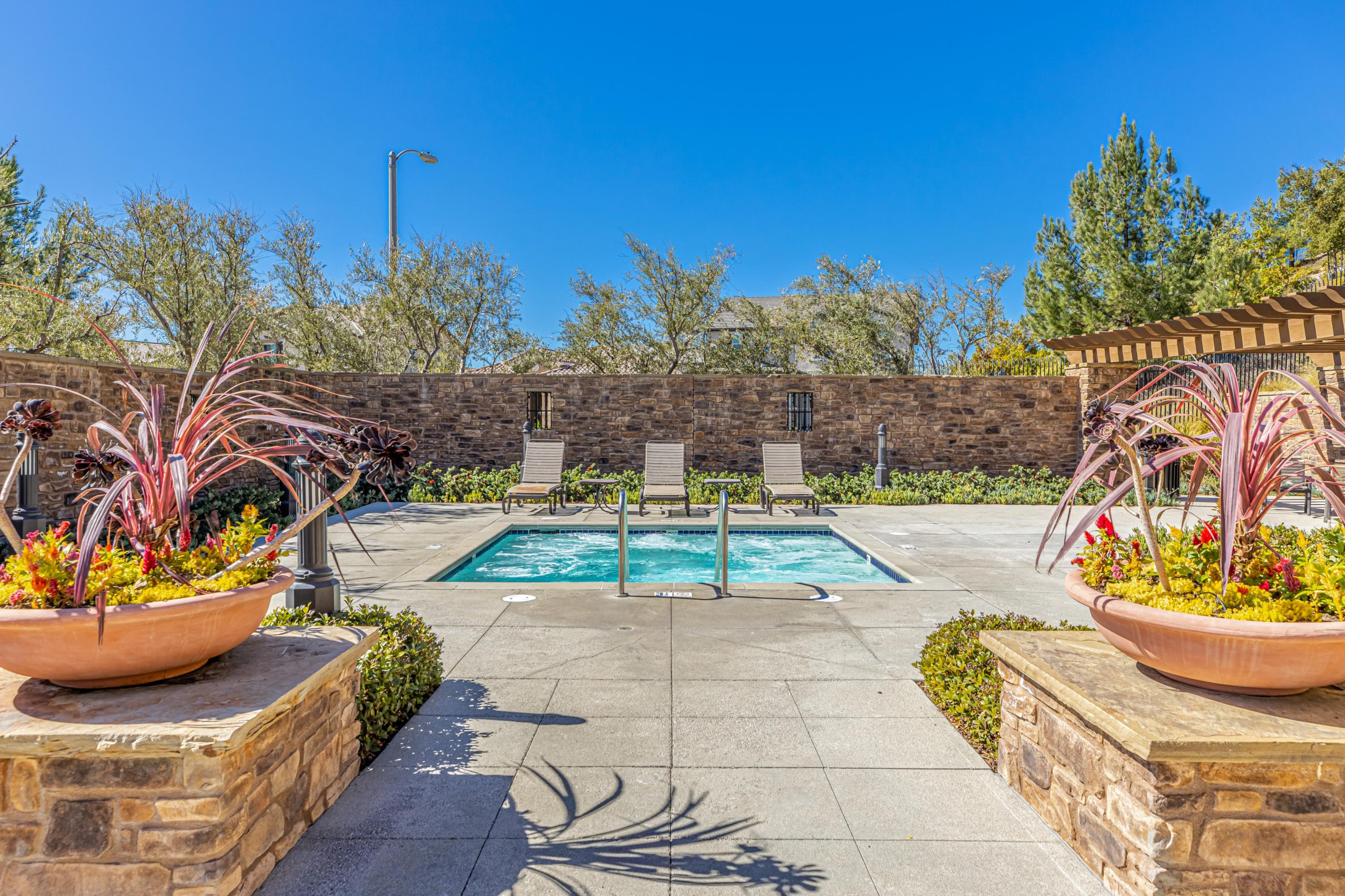 19325 Graham Lane Santa Clarita, CA 91350 - Photo 43 of 44 JMY_0272-HDR