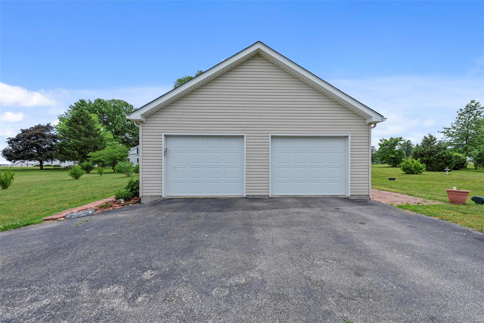 4245 Kaskaskia Road Waterloo, IL 62298 - Photo 29 of 33