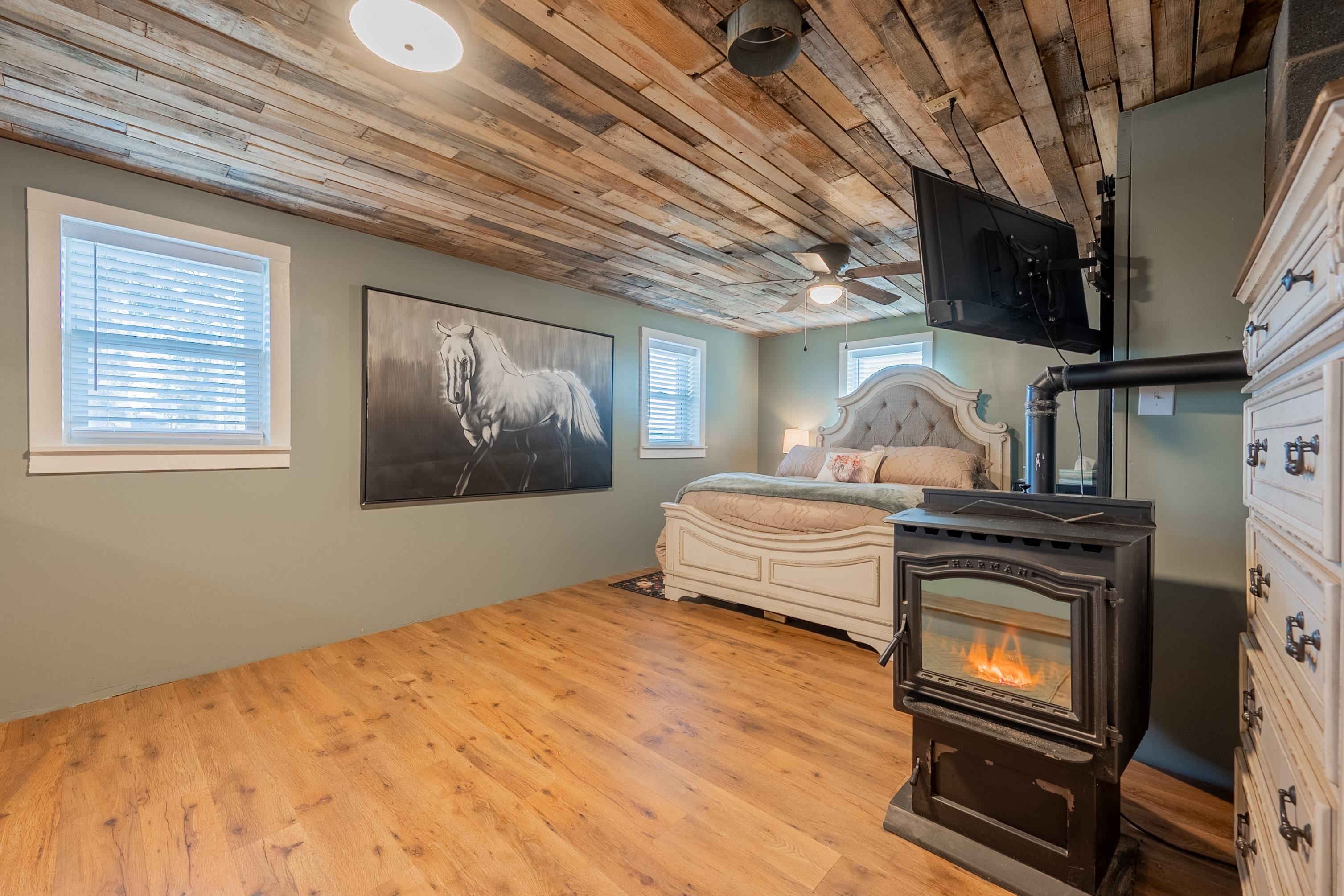 1865 Oak Grove Road Woodlawn, VA 24381 - Photo 48 of 82 Gallery Image 48