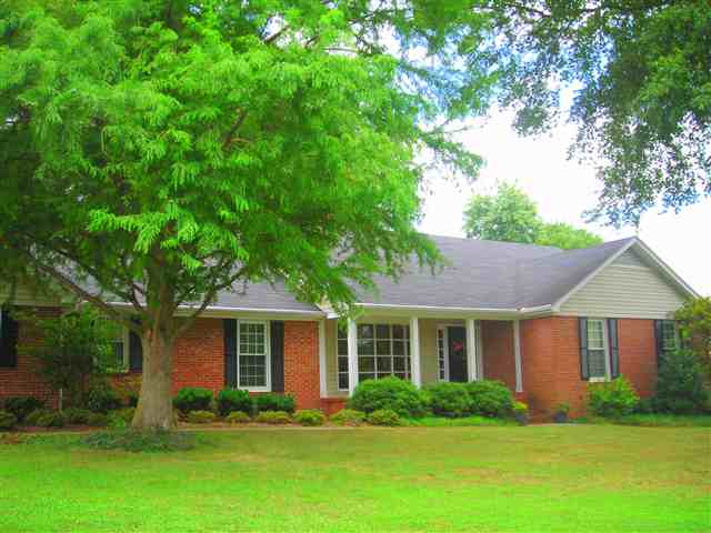 407 Devenger Road Greer, SC 29650 - Photo 1 of 12 Gallery Image 1