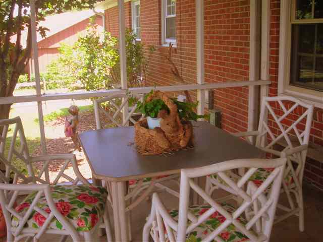 407 Devenger Road Greer, SC 29650 - Photo 10 of 12 Gallery Image 10