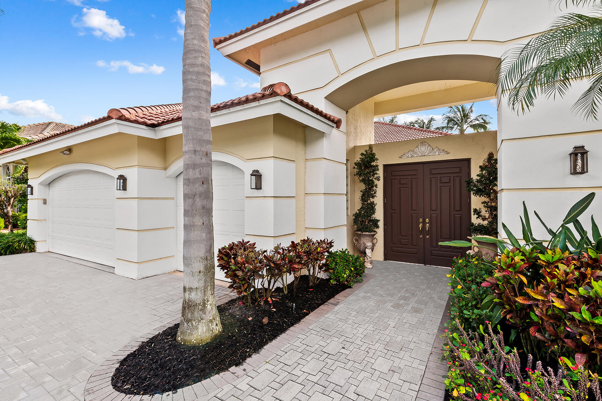 6302 Northwest 30th Avenue Boca Raton, FL 33496 - Photo 3 of 36 Front view