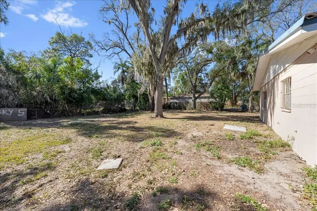 $275,000 | 205 2nd Avenue Southeast, Ruskin, FL 33570