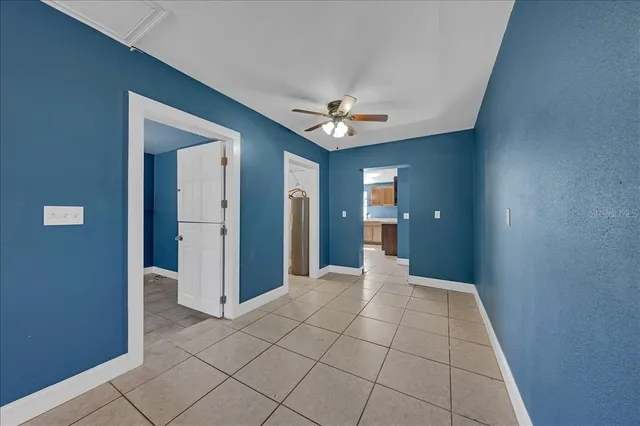 $275,000 | 205 2nd Avenue Southeast, Ruskin, FL 33570