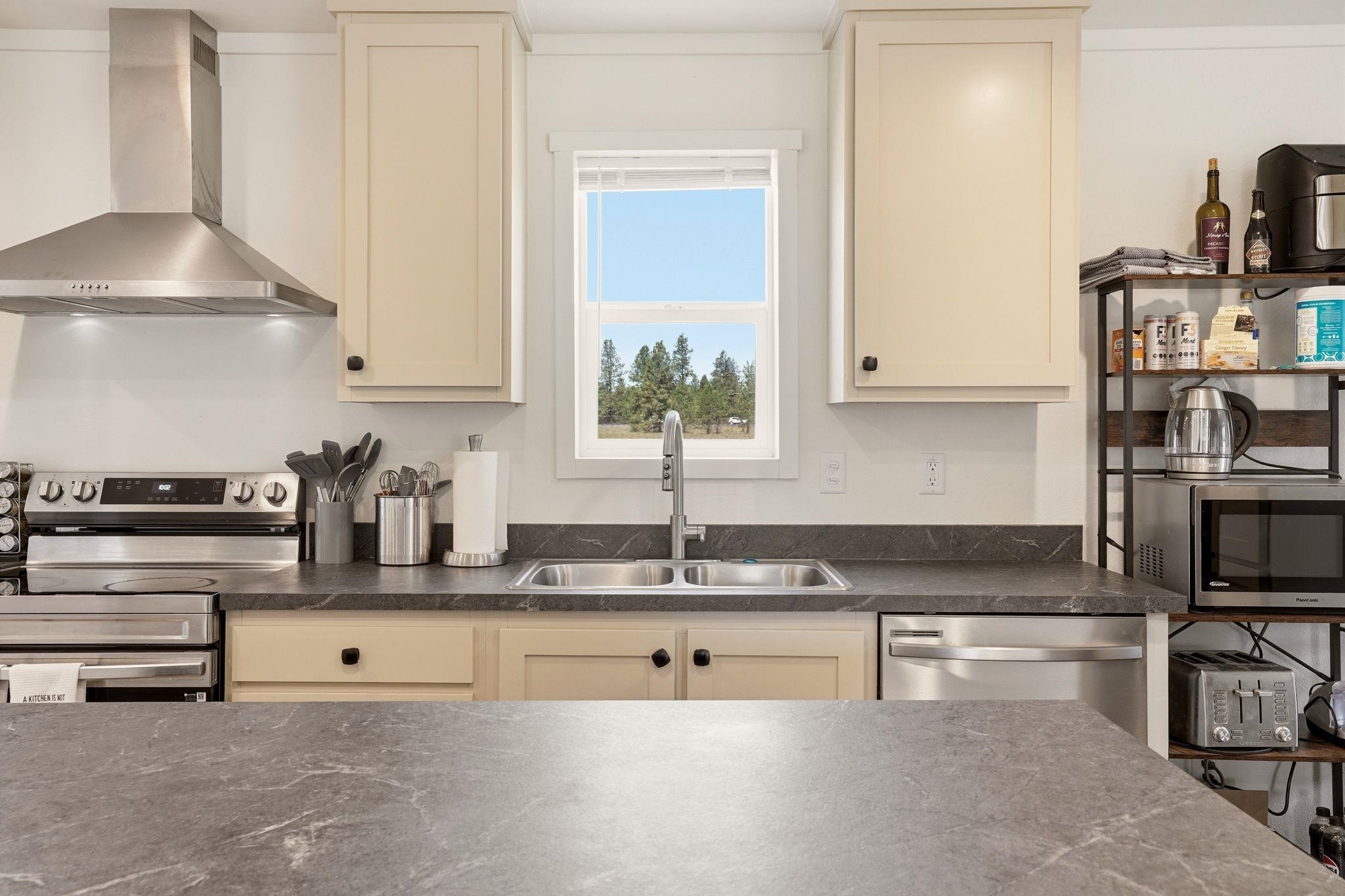 23518 South Malloy Prairie Road Cheney, WA 99004 - Photo 8 of 44