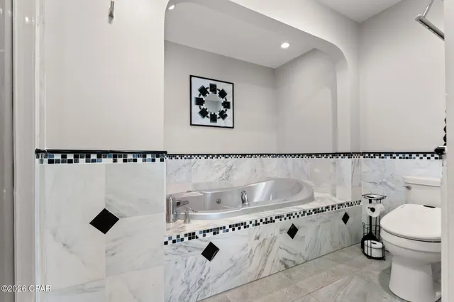 $1,375,000 | 1004 Sunset Lane, Lynn Haven, FL 32444