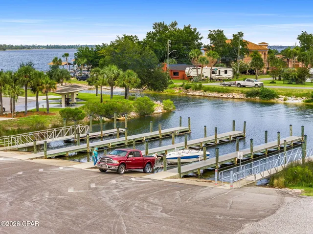 $1,375,000 | 1004 Sunset Lane, Lynn Haven, FL 32444