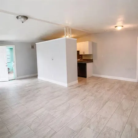 $1,795 | 8714 North Linda Court, Tampa, FL 33604