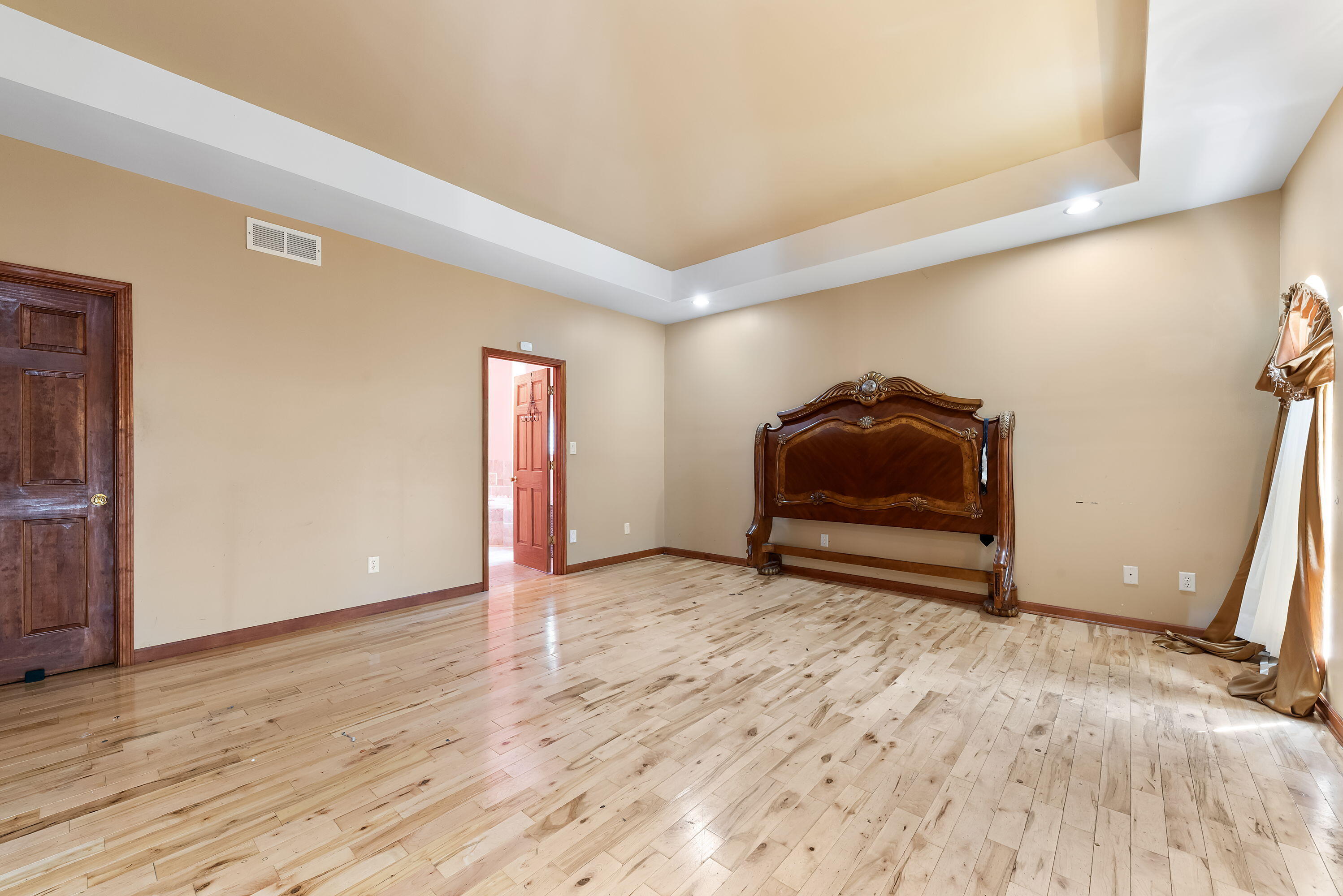 2166 Johnson Street Gary, IN 46407 - Photo 22 of 30 2996x2000