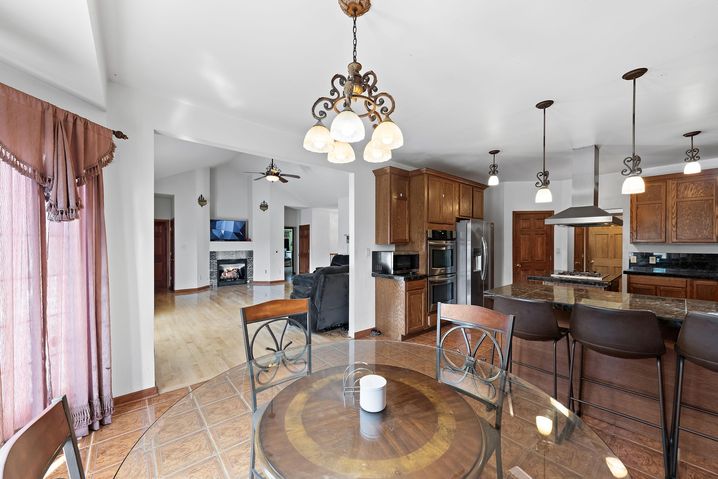 2166 Johnson Street Gary, IN 46407 - Photo 7 of 30 2996x2000