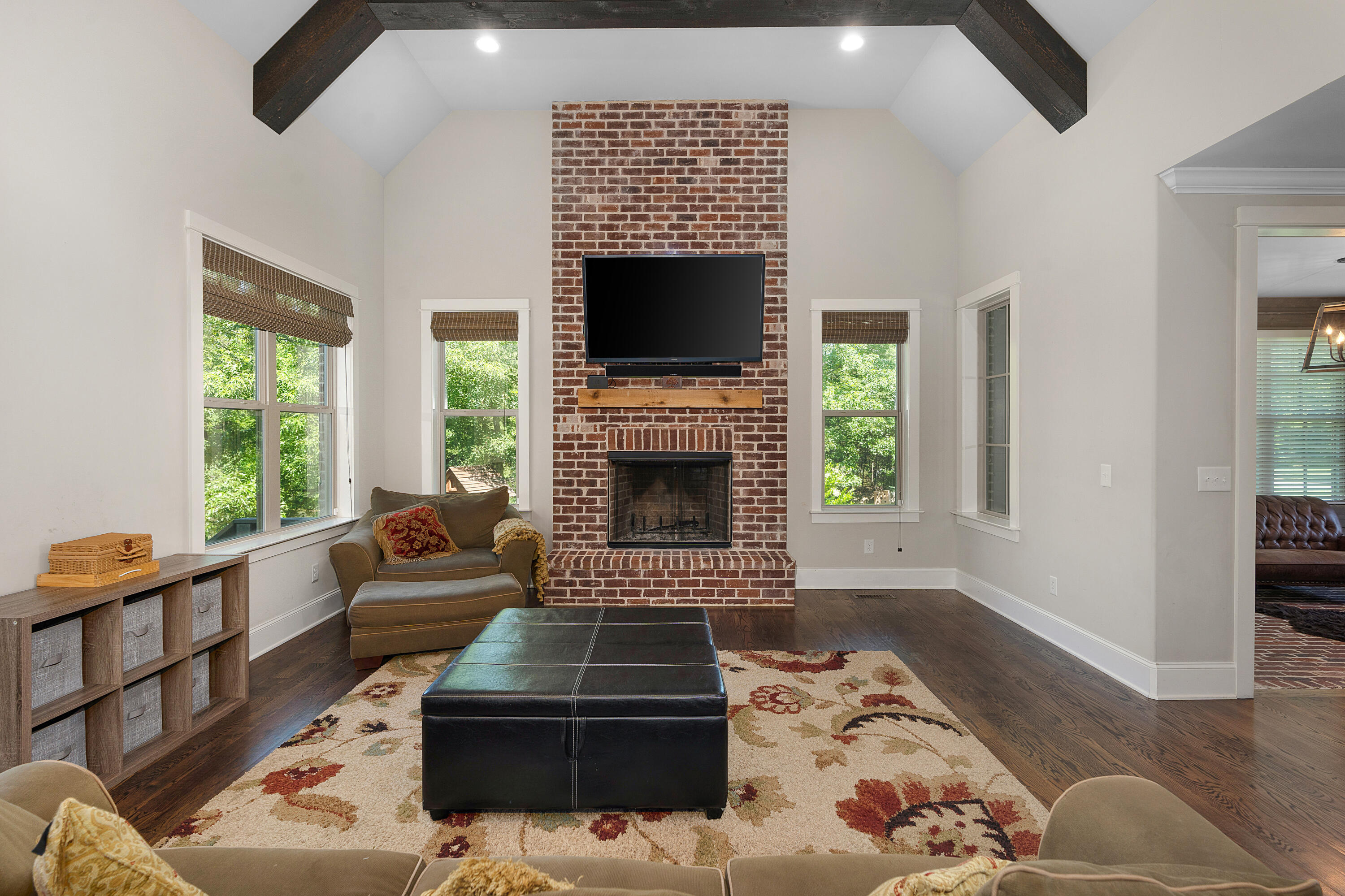3 Ives Lake Road Signal Mountain, TN 37377 - Photo 23 of 78 47 - 3 Ives Lake Rd - Interiors