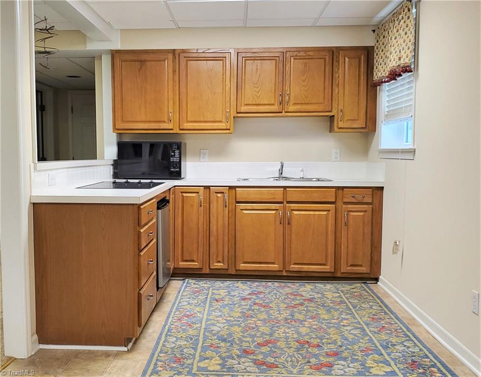 3358 Nottingham Road Winston-Salem, NC 27104 - Photo 18 of 29 Lower Level Kitchen