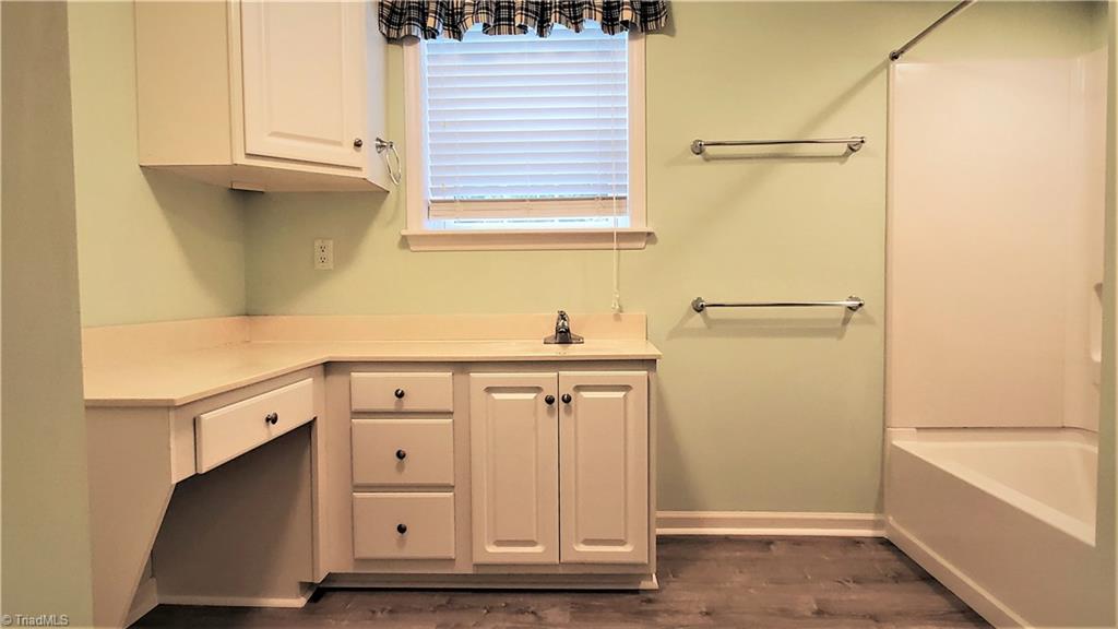 3358 Nottingham Road Winston-Salem, NC 27104 - Photo 23 of 29 Lower Level Bath