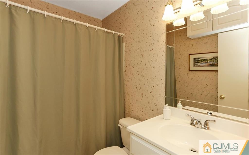 14 Wheeler Road Kendall Park, NJ 08824 - Photo 18 of 21 Gallery Image 18