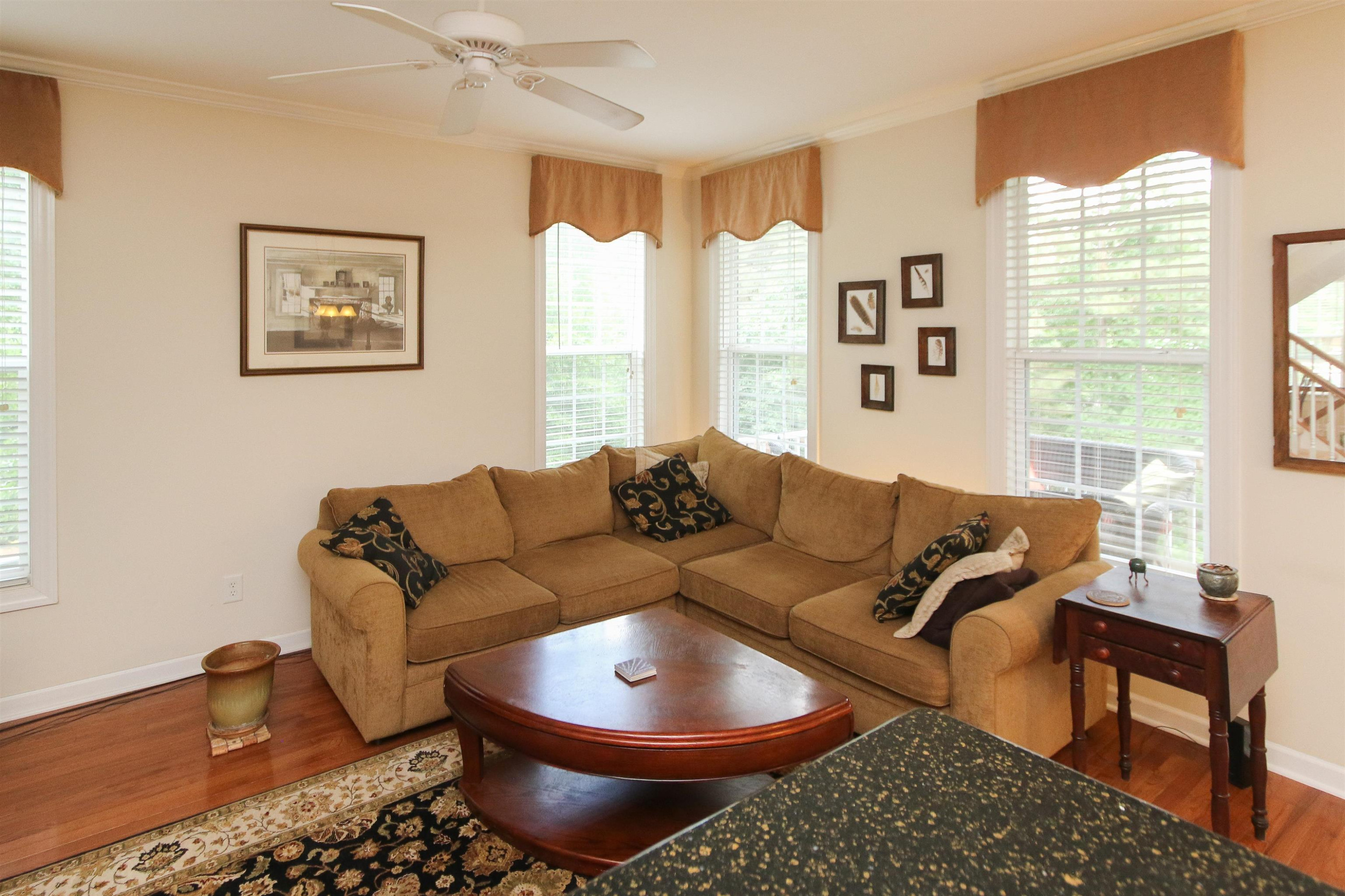 4036 Abbey Park Way Raleigh, NC 27612 - Photo 13 of 34 Photo 13