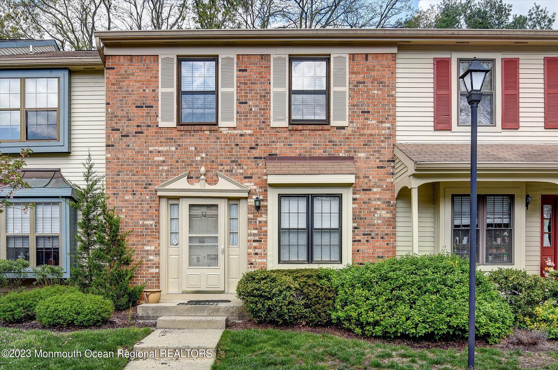 32 Balmoral Court Aberdeen, NJ 07747 - Photo 1 of 26 02-Front View
