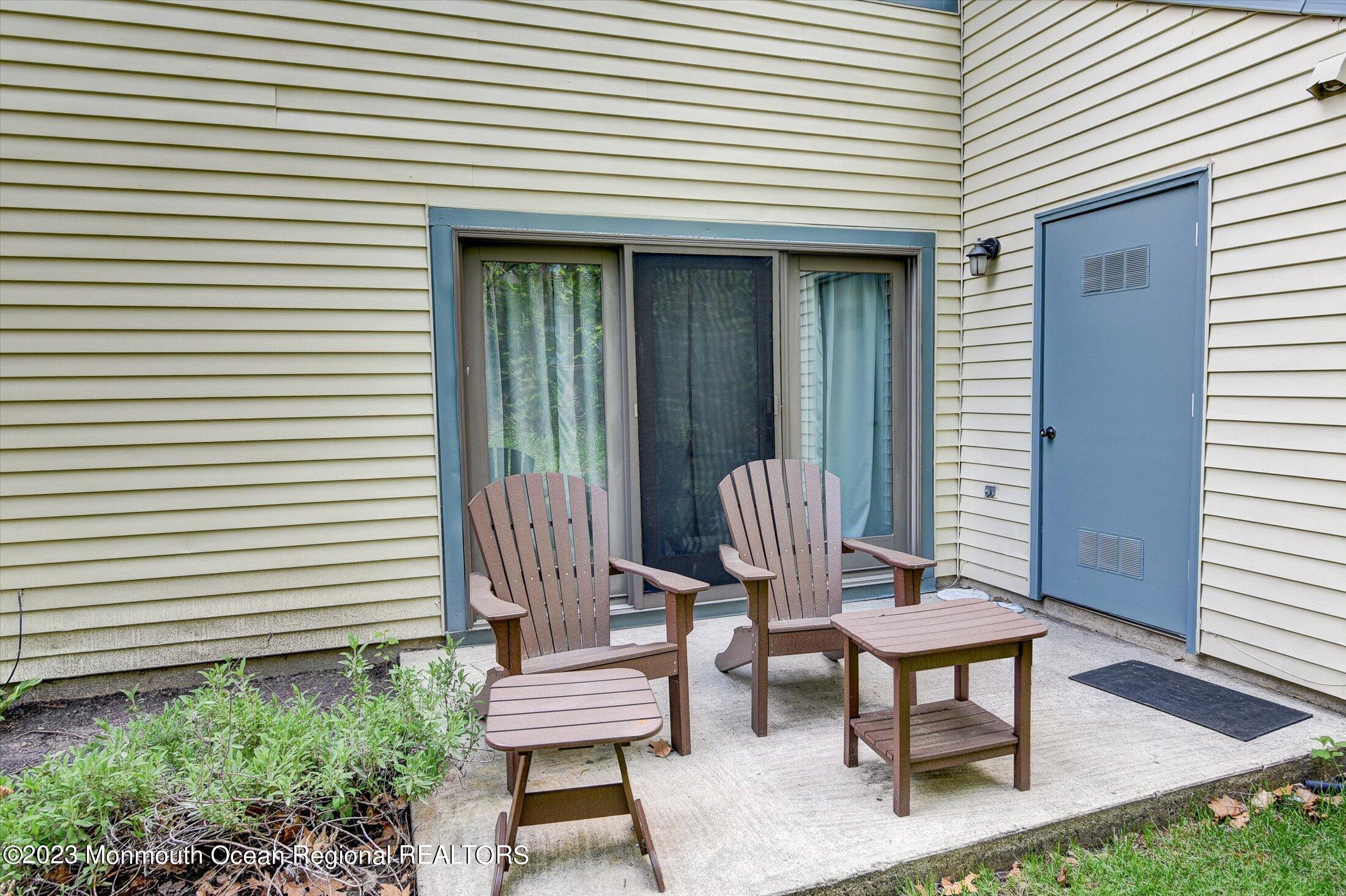 32 Balmoral Court Aberdeen, NJ 07747 - Photo 19 of 26 26-Patio