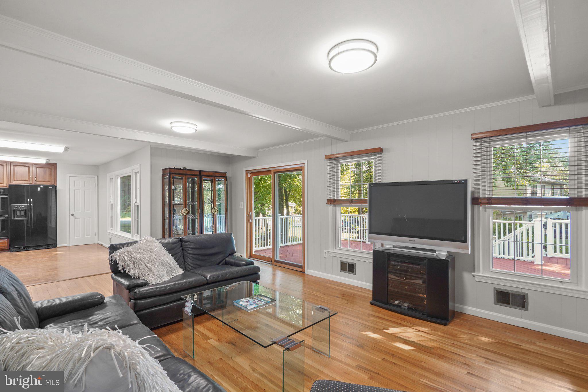 13800 Turnmore Road Silver Spring, MD 20906 - Photo 17 of 39 Family Room open to Kitchen