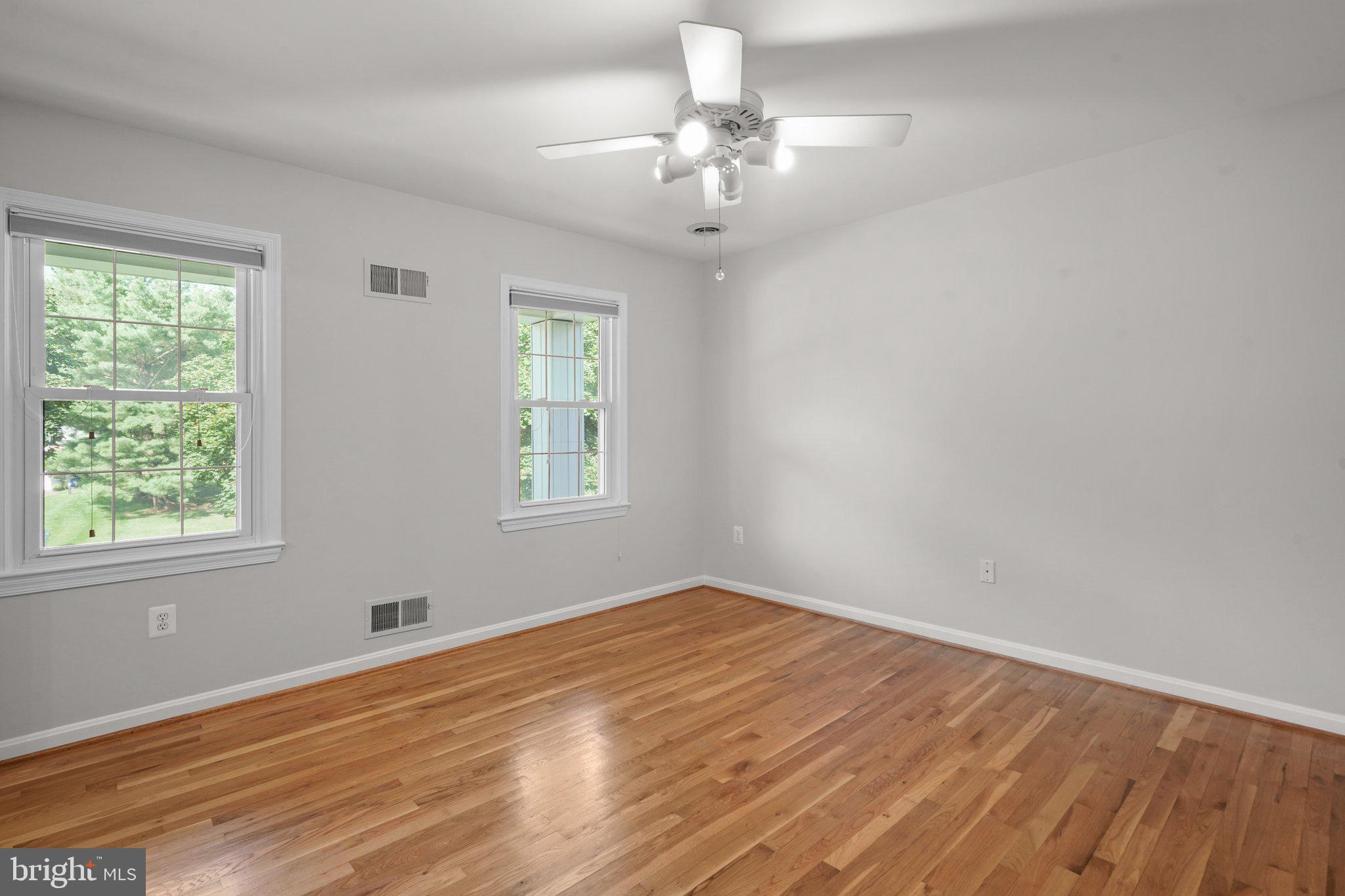 13800 Turnmore Road Silver Spring, MD 20906 - Photo 27 of 39 2nd Bedroom