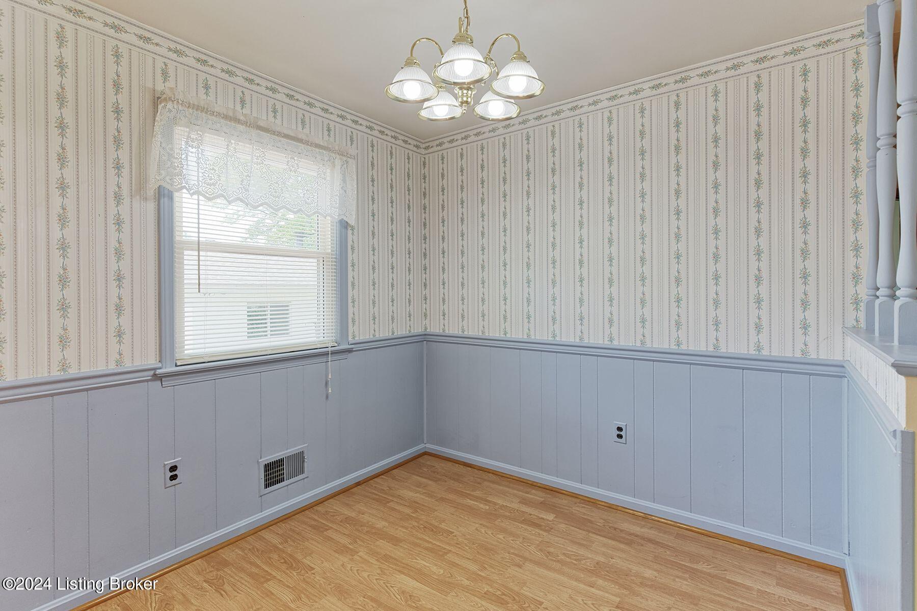2600 Butler Road Louisville, KY 40216 - Photo 8 of 23 photo_online_008