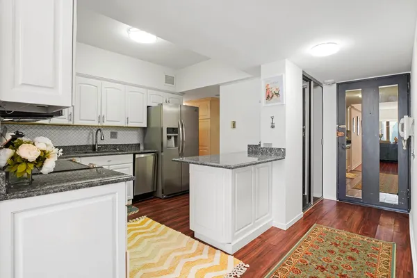 $3,700 | 175 East Delaware Place, Unit 5712, Chicago, IL 60611