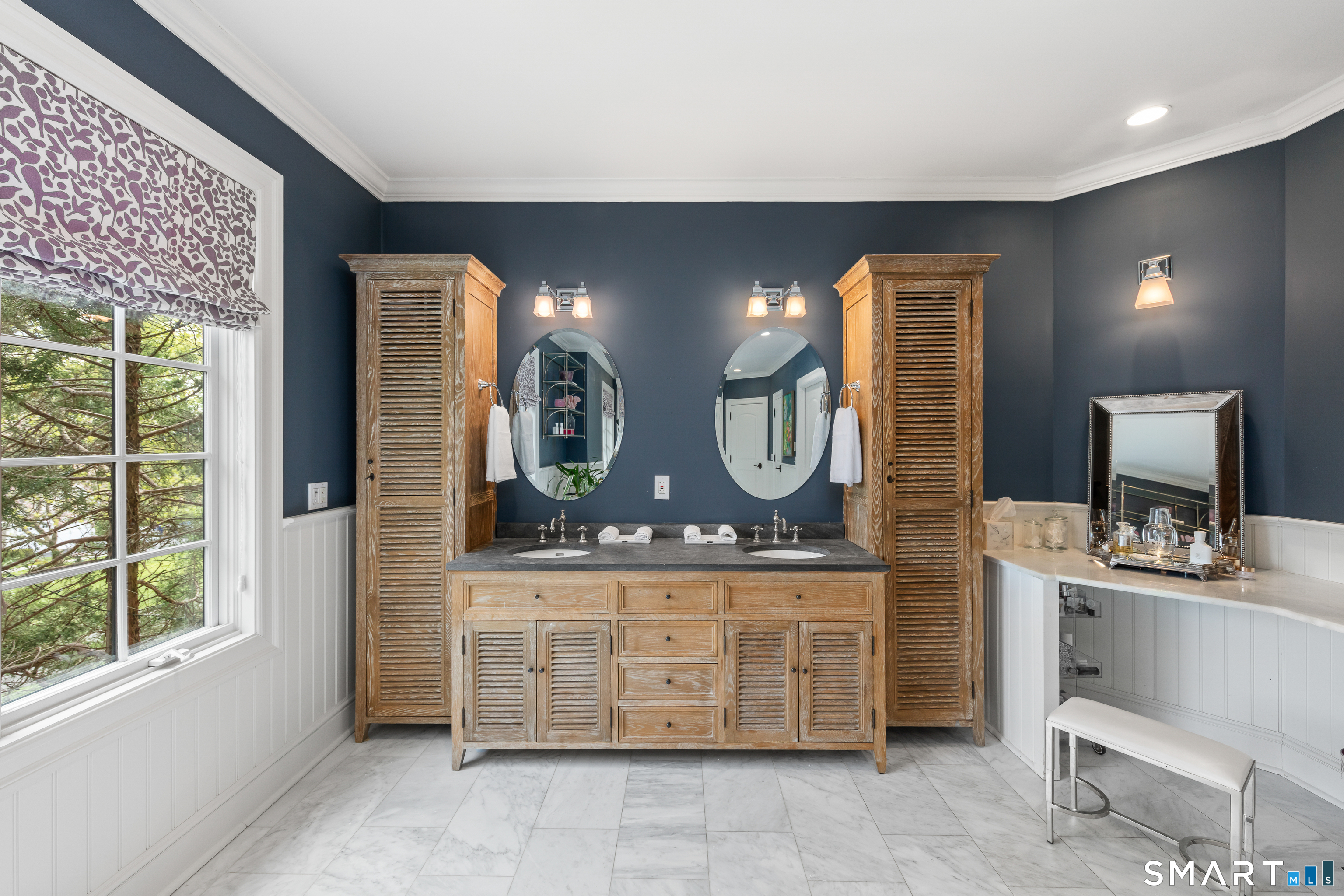 22 Cavray Road Norwalk, CT 06855 - Photo 25 of 40 Primary Bathroom with tub, double sinks, shower