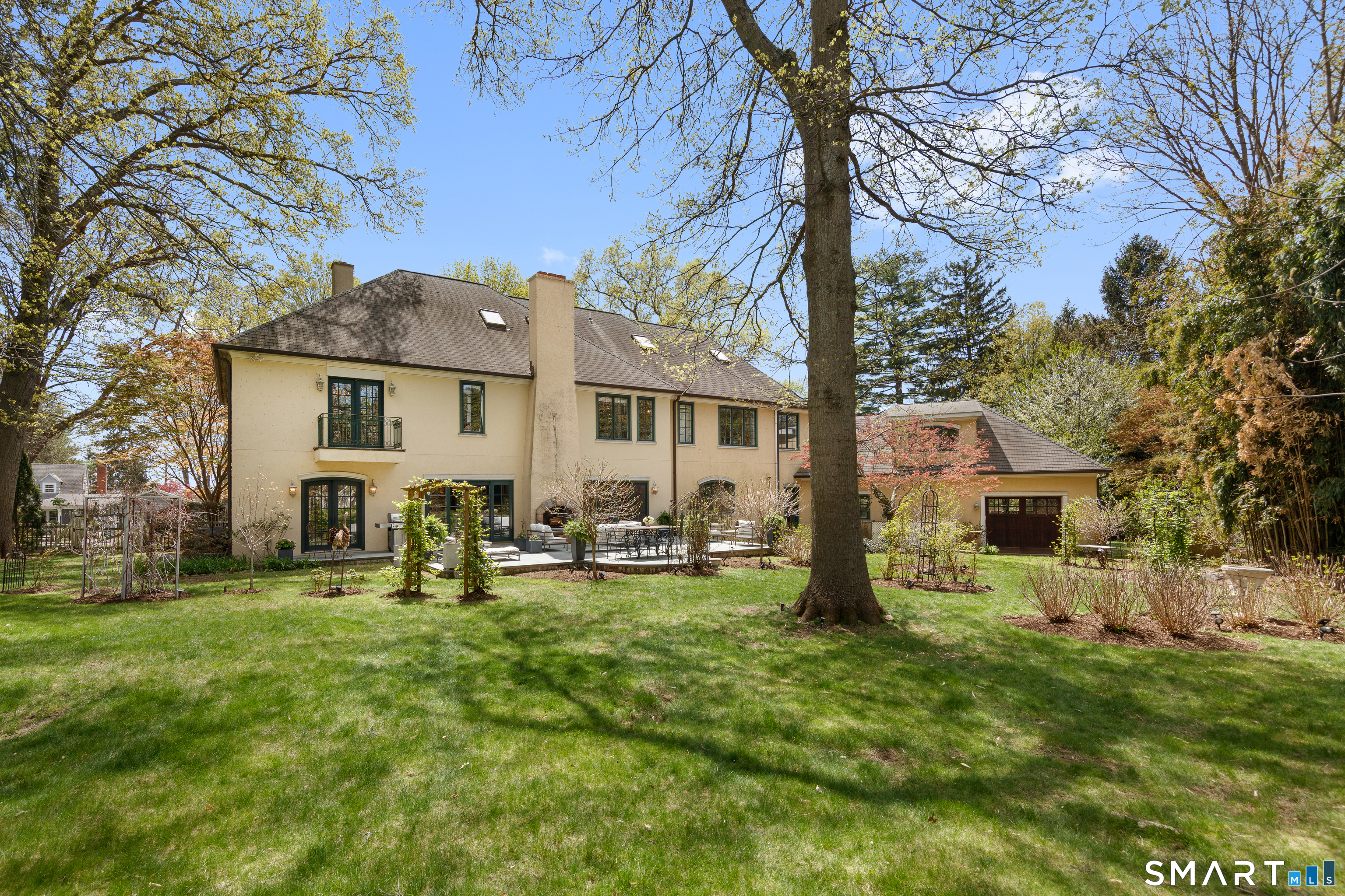 22 Cavray Road Norwalk, CT 06855 - Photo 37 of 40 Flat Backyard with mature plantings