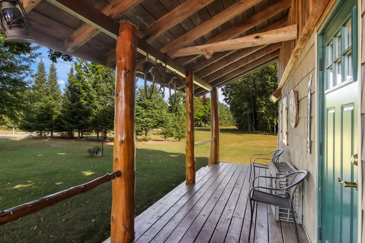2563 Carpenter Road Bellaire, MI 49615 - Photo 8 of 29 1904611-7.JPG
