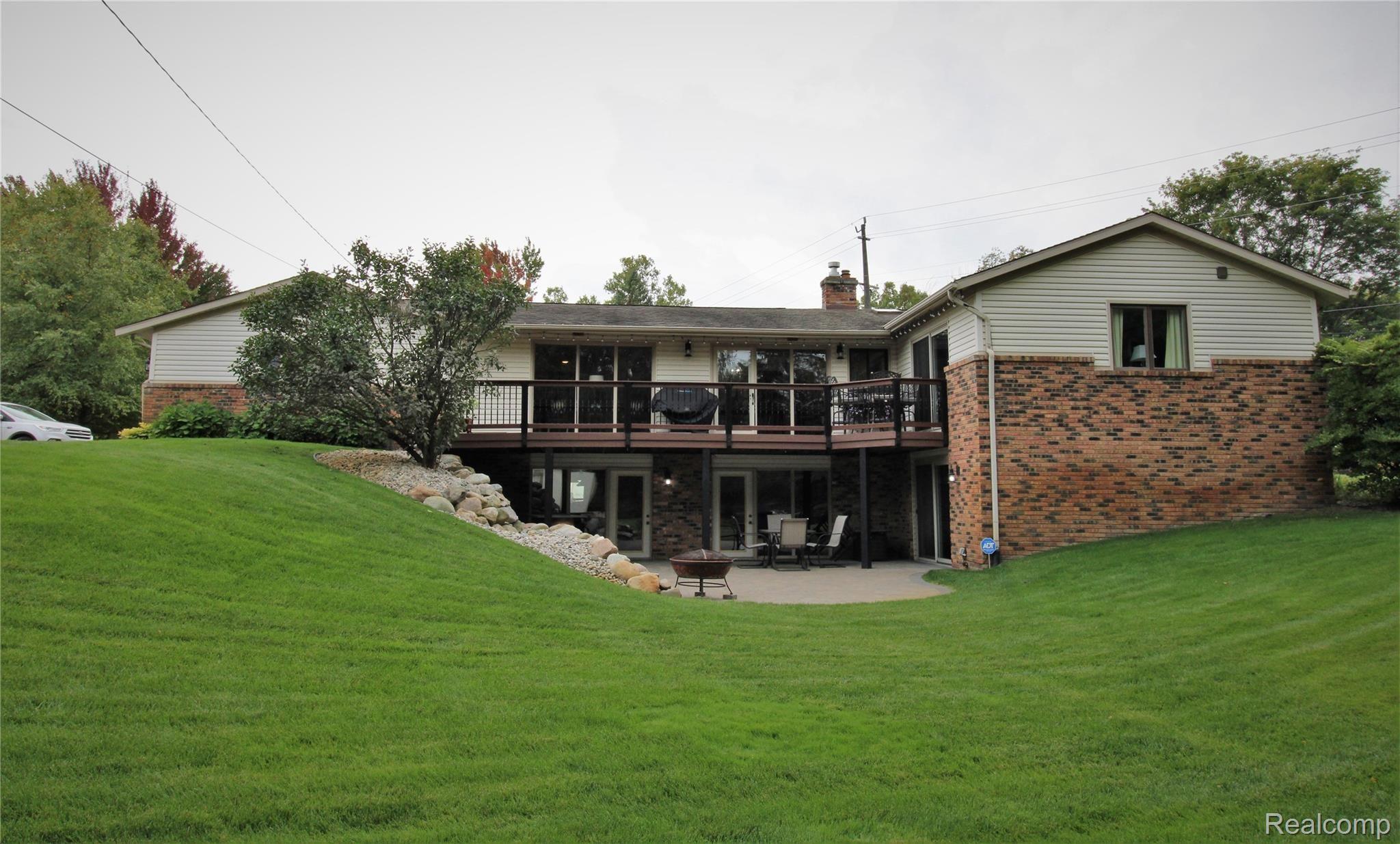 8350 Allen Road Clarkston, MI 48348 - Photo 38 of 38 IMG_2581.JPG