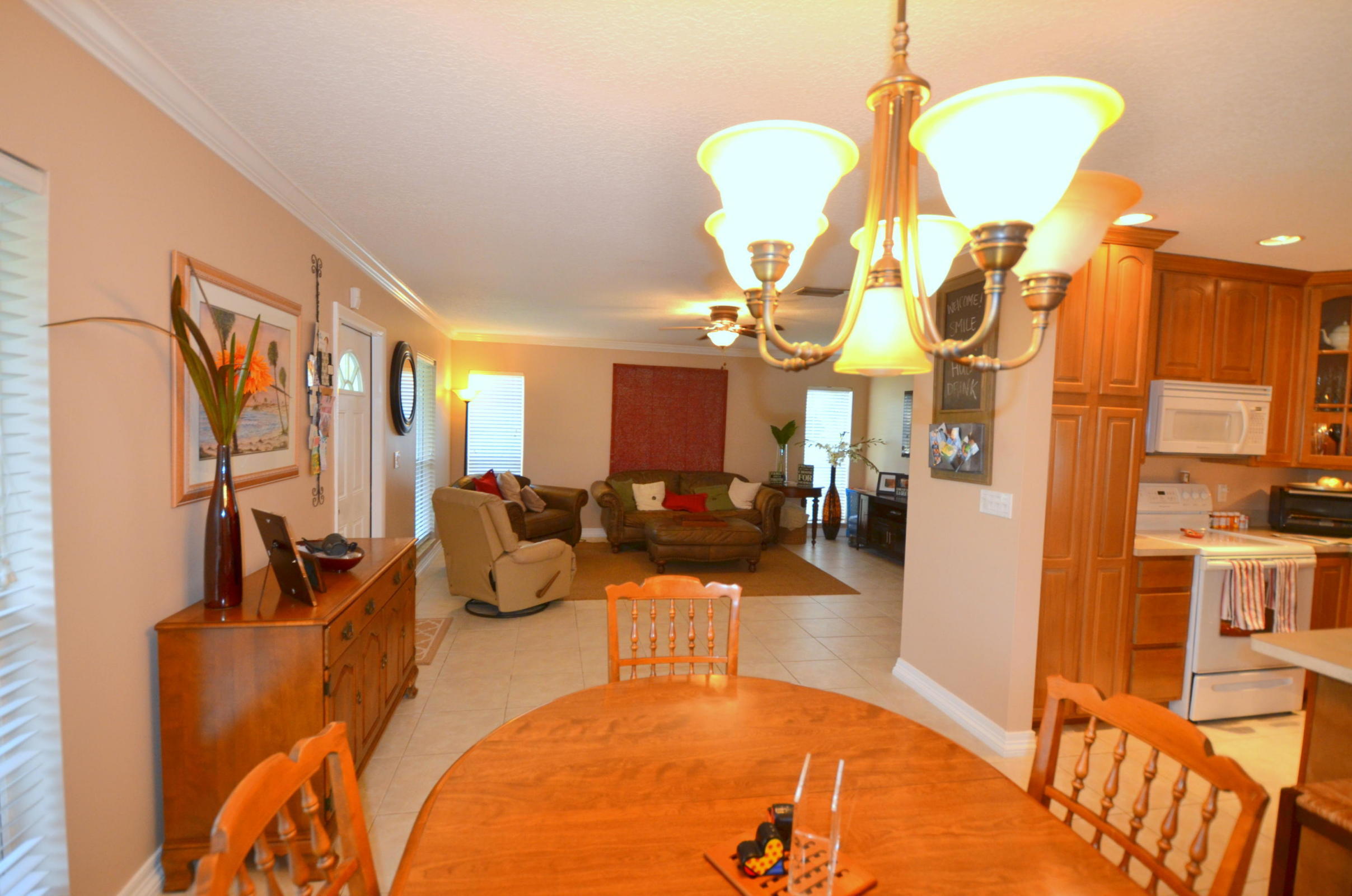 22219 Southwest 63rd Avenue Boca Raton, FL 33428 - Photo 14 of 20 11