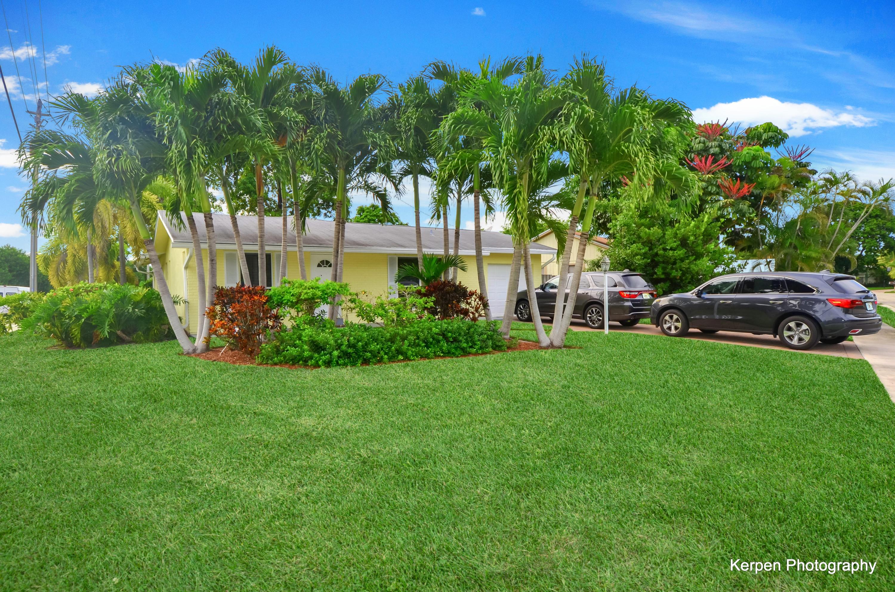 22219 Southwest 63rd Avenue Boca Raton, FL 33428 - Photo 3 of 20 1-01-DSC_6319