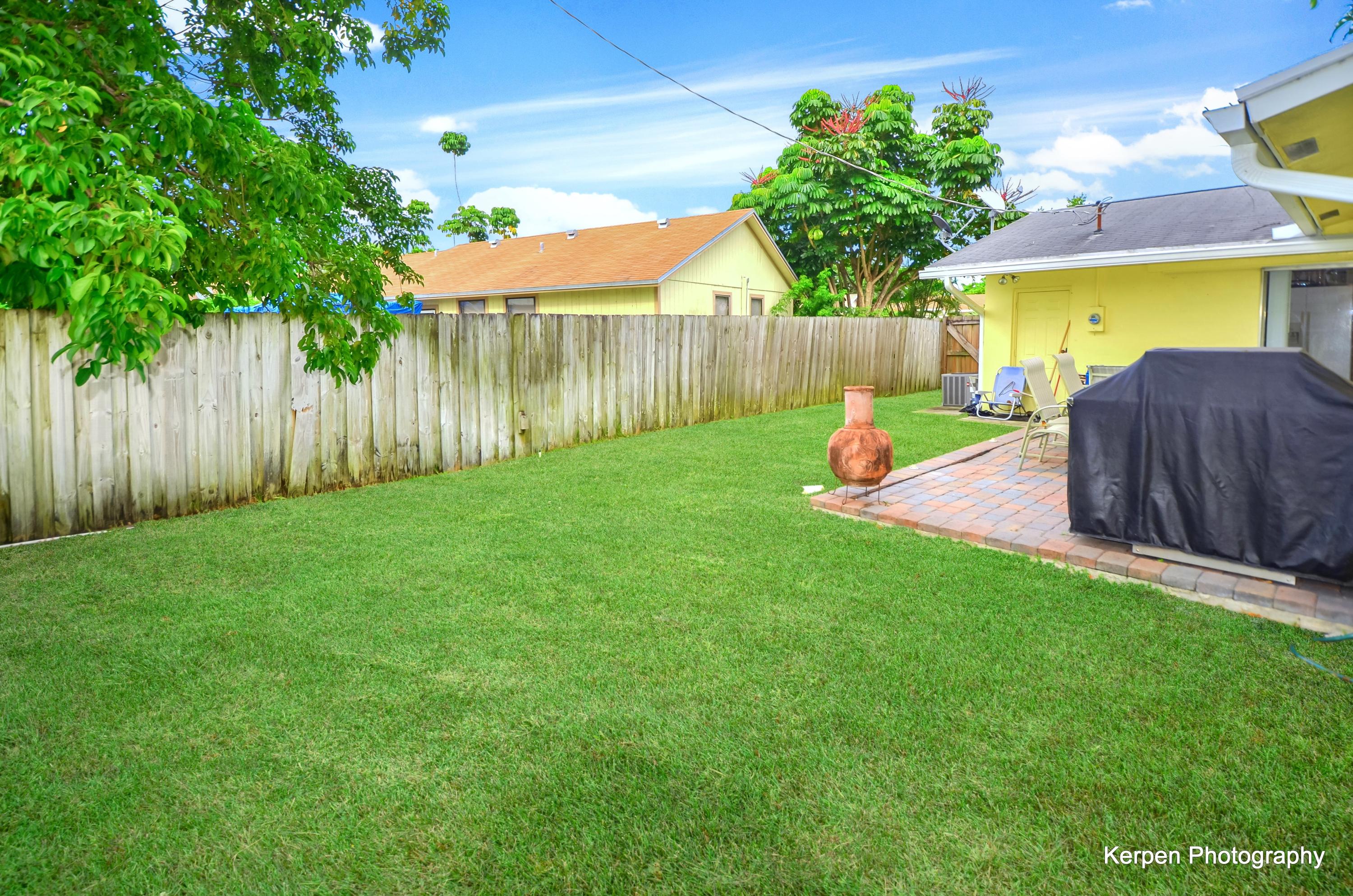 22219 Southwest 63rd Avenue Boca Raton, FL 33428 - Photo 4 of 20 2-02-DSC_6324