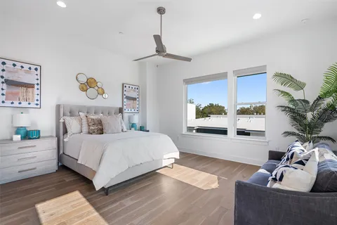 $684,900 | 2505 Bluebonnet Lane, Unit 3, Austin, TX 78704
