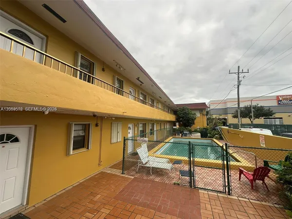 $1,750 | 3700 Northwest 62nd Avenue, Unit 107, Virginia Gardens, FL 33166