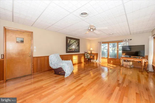 $392,500 | 16627 Kendle Road, Williamsport, MD 21795