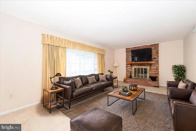 $392,500 | 16627 Kendle Road, Williamsport, MD 21795