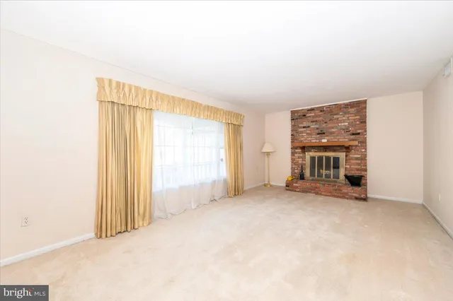 $392,500 | 16627 Kendle Road, Williamsport, MD 21795