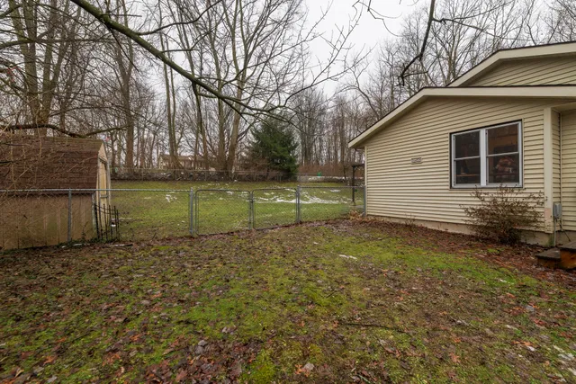 $295,000 | 58420 Sunset Shores Court, Three Rivers, MI 49093