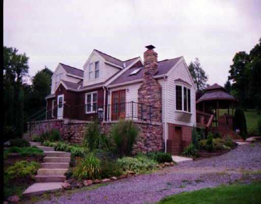 476 McClain Road Beaver Falls, PA 15010 - Photo 1 of 1 Gallery Image 1