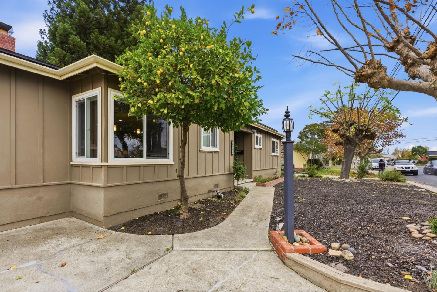 3991 Mulberry Drive Concord, CA 94519 - Photo 8 of 75