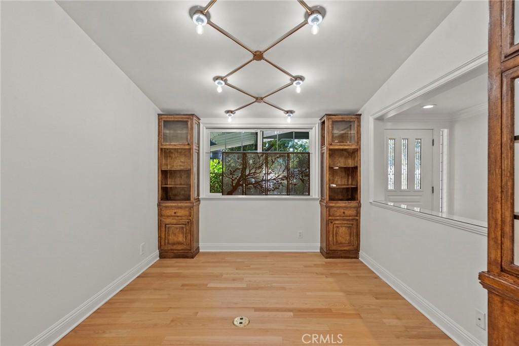 6022 Elba Place Woodland Hills, CA 91367 - Photo 18 of 59