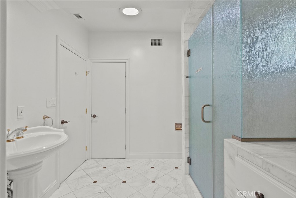 6022 Elba Place Woodland Hills, CA 91367 - Photo 30 of 59