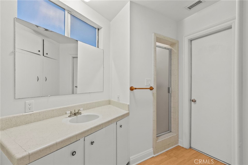 6022 Elba Place Woodland Hills, CA 91367 - Photo 38 of 59