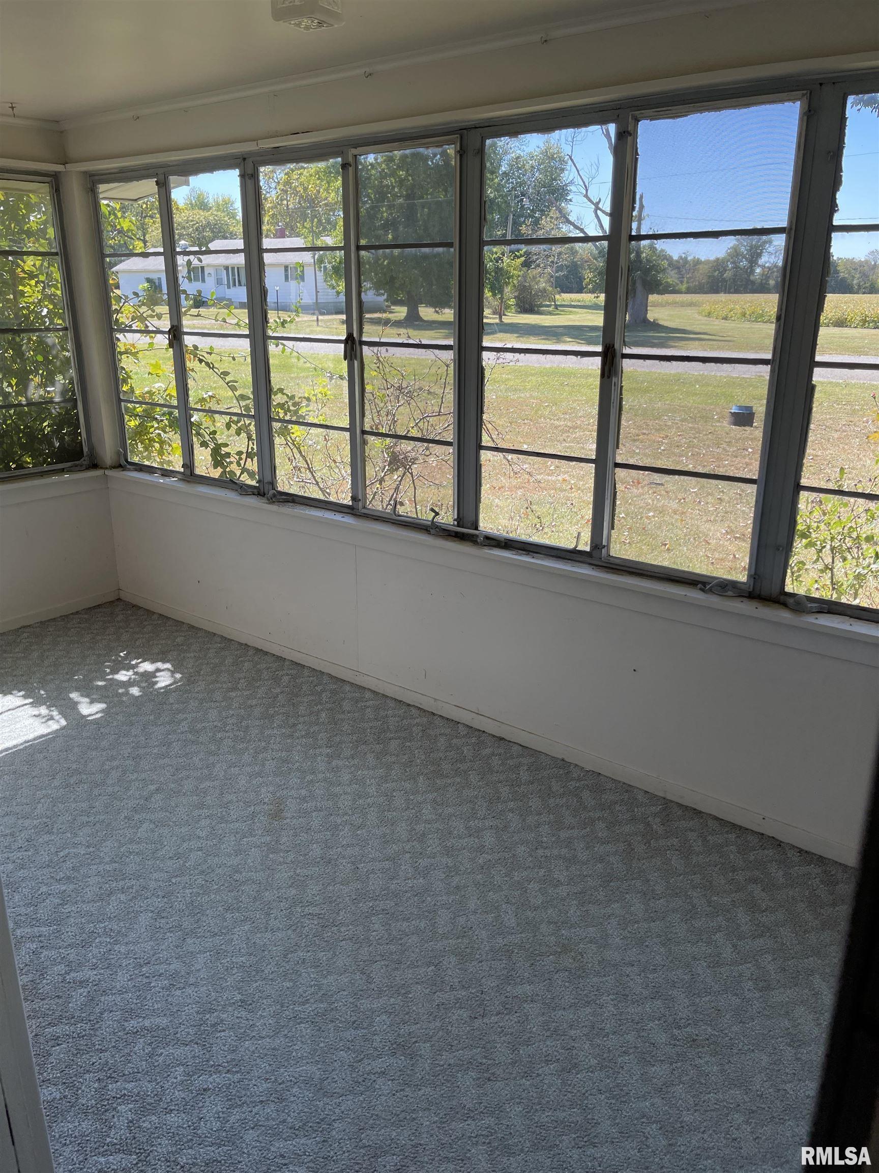 5312 Gannett Road Mulkeytown, IL 62865 - Photo 8 of 19 Gallery Image 8