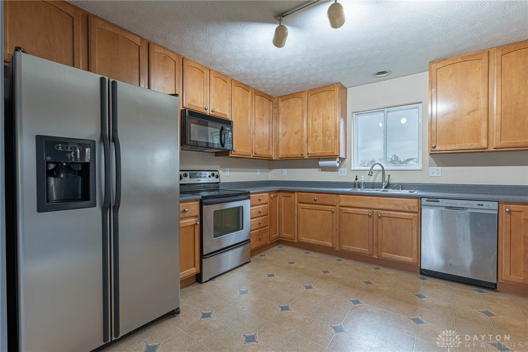 60 Keevers Point Springboro, OH 45066 - Photo 7 of 46 Gallery Image 7
