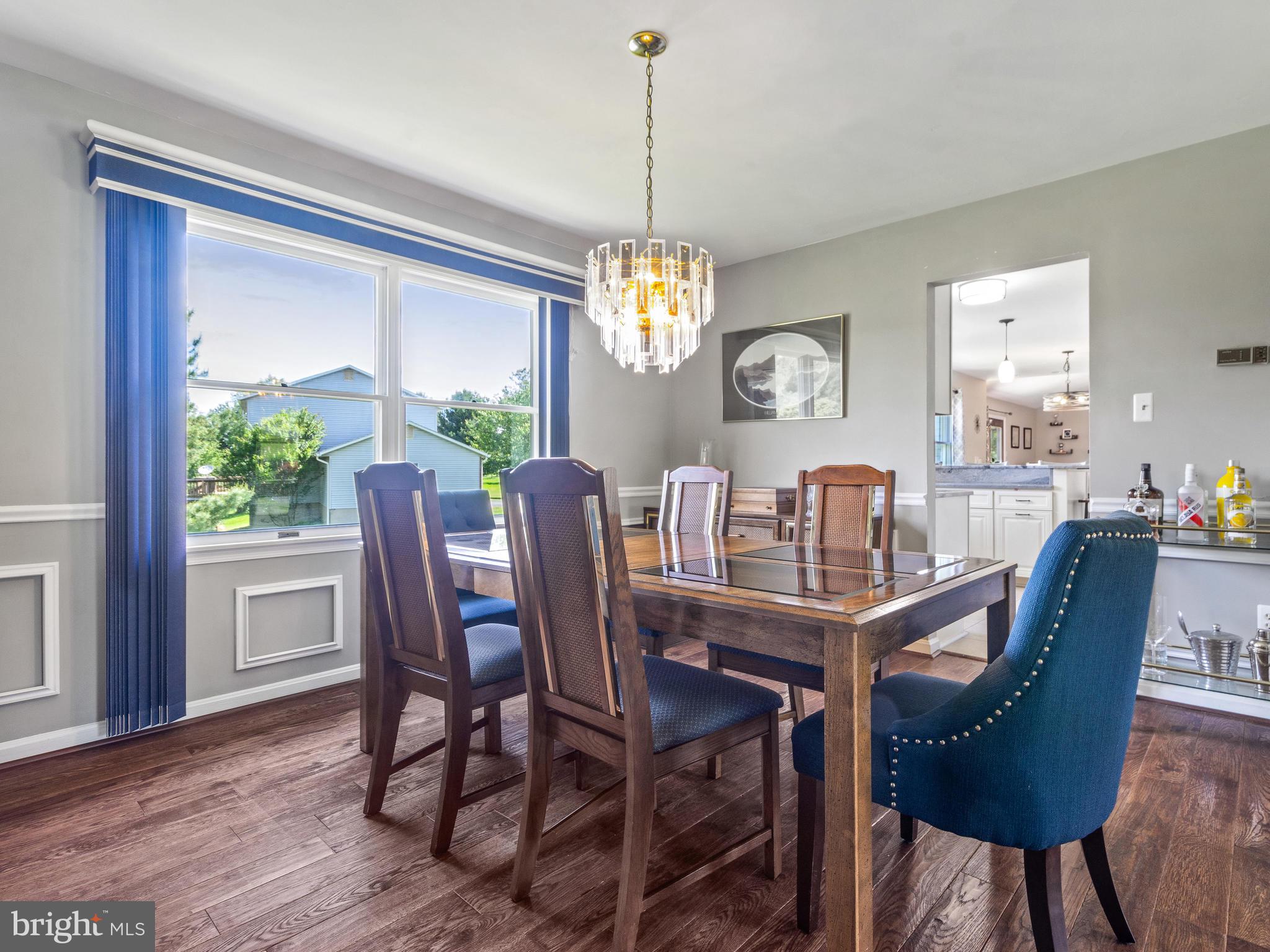 6627 Wind Ridge Road Mount Airy, MD 21771 - Photo 6 of 33 Host YOUR next Holiday meal in this Dining Room!