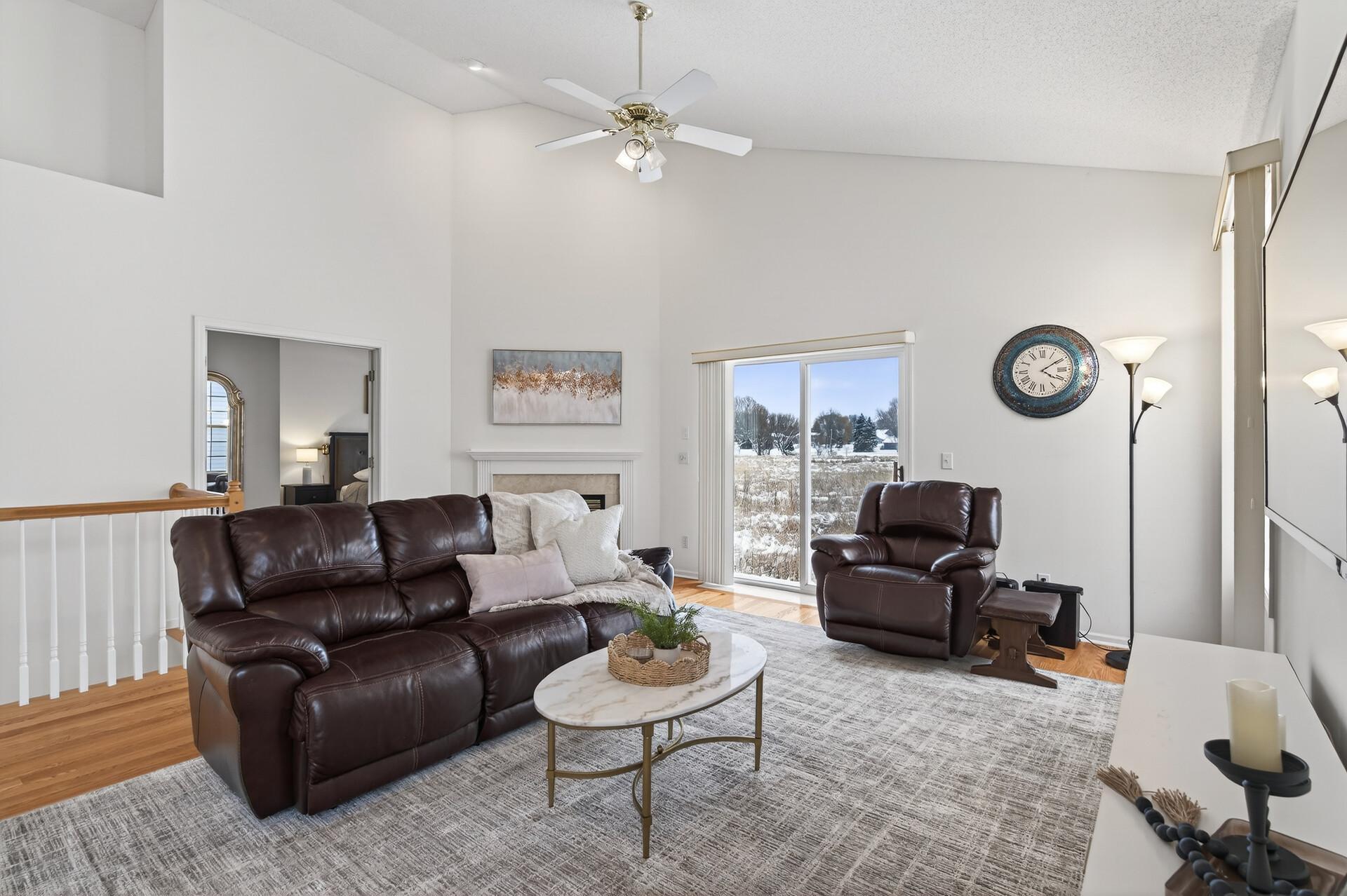 17475 90th Avenue North Maple Grove, MN 55311 - Photo 2 of 31