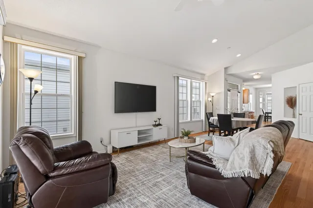 $440,000 | 17475 90th Avenue North, Maple Grove, MN 55311