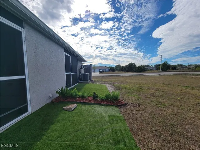 $1,500 | 2210 Haviland Avenue South, Lehigh Acres, FL 33973