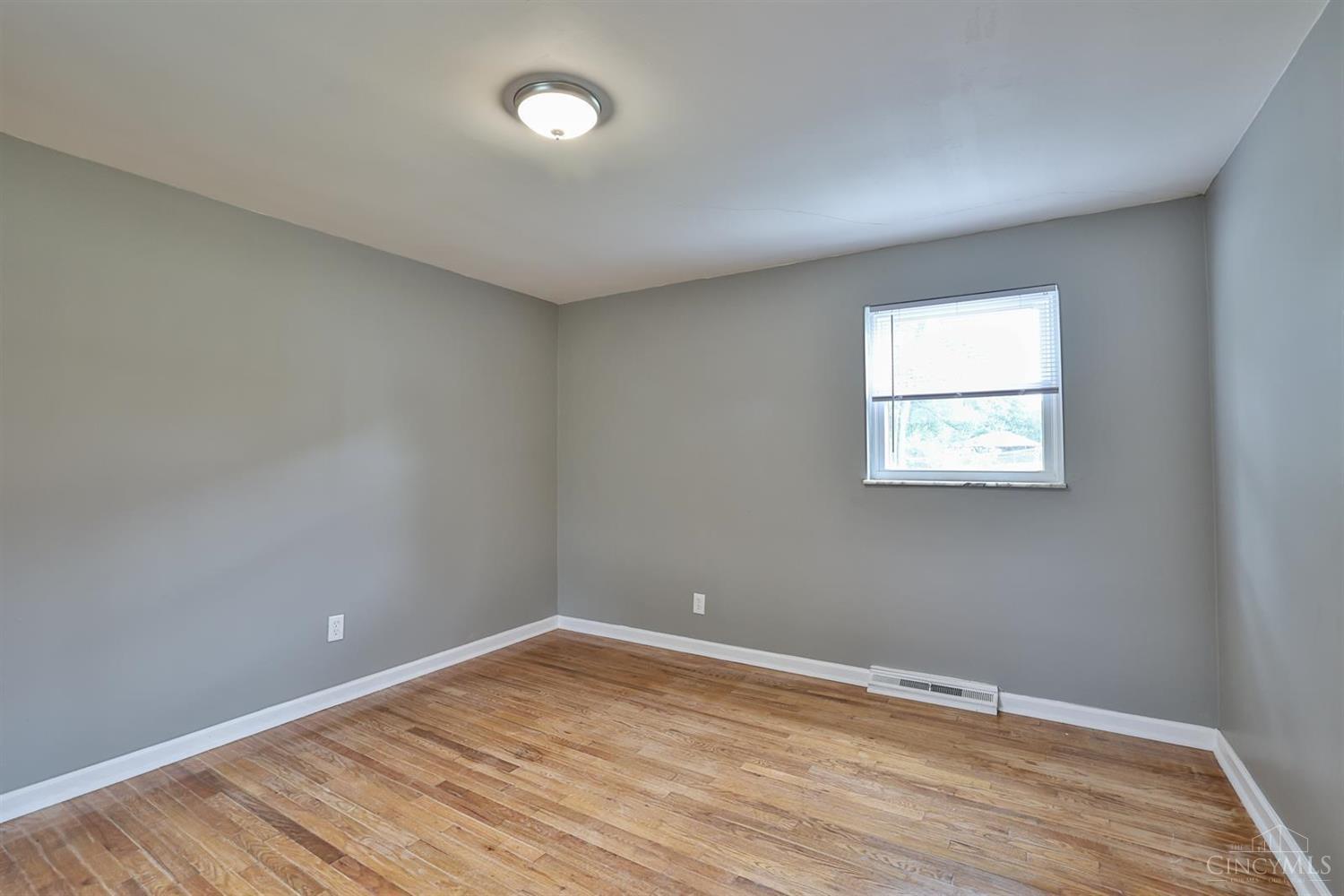 8288 Cheviot Road Cincinnati, OH 45239 - Photo 11 of 21 Gallery Image 11